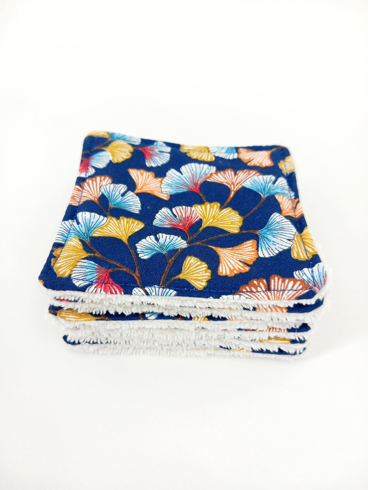 Lingettes visage démaquillantes bleues à feuilles