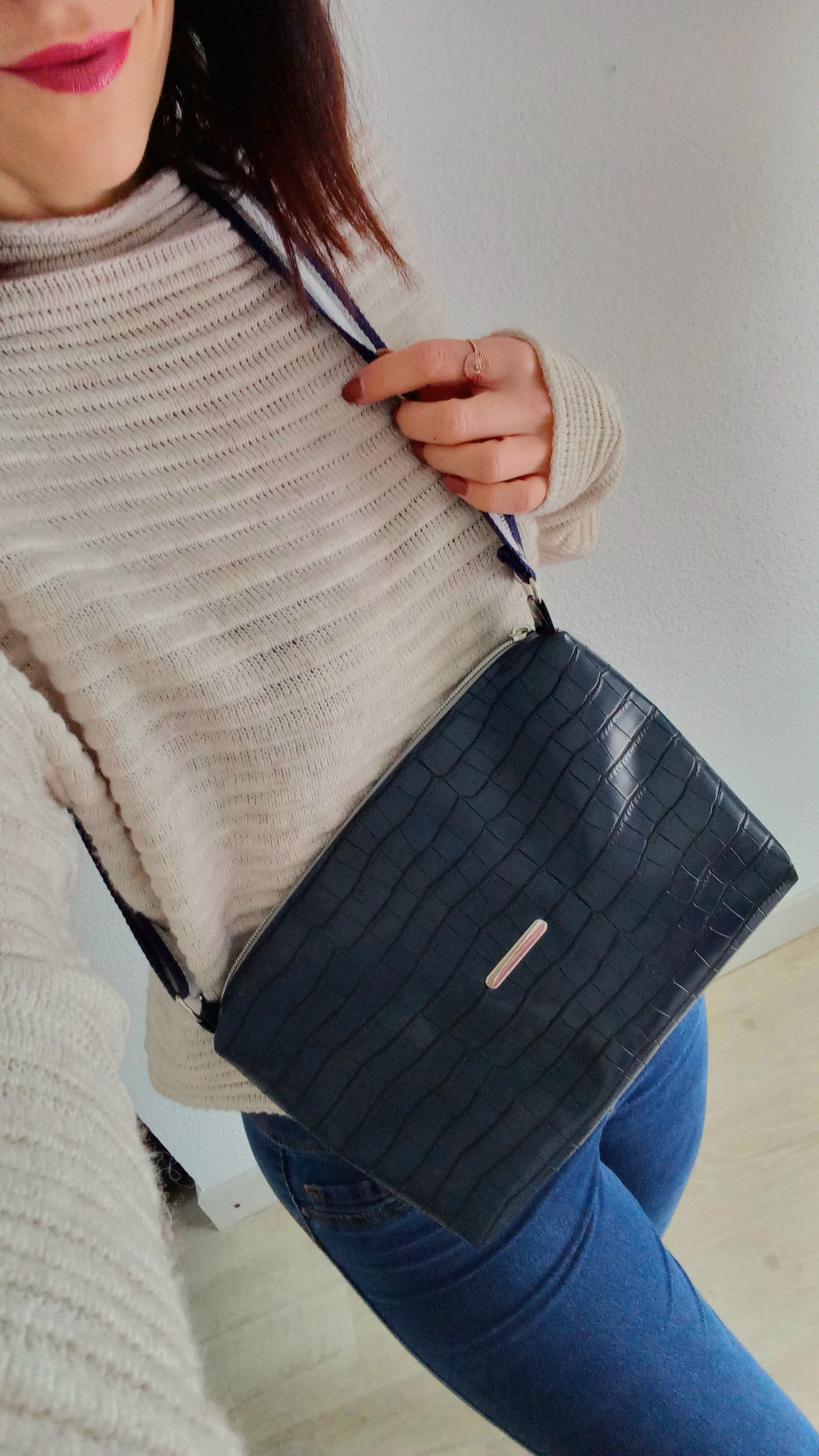 Sac bandoulière croco bleu